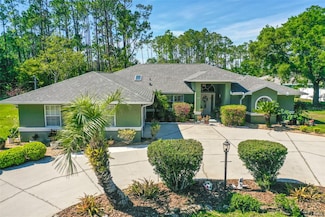 33 Poinsettia Ln, Palm Coast, FL 32164