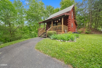 1830 Cherry View Ln, Sevierville, TN 37876