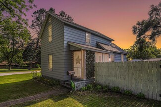 208 King St, Dowagiac, MI 49047
