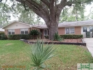 15 Sheridan Dr, Savannah, GA 31406