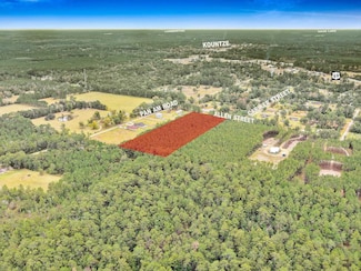 000 Allen St, Kountze, TX 77625