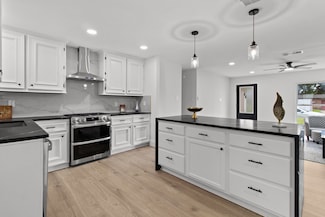 806 Lyngrove Dr, Houston, TX 77038