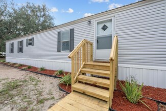 2479 Eloise Dr, Green Cove Springs, FL 32043