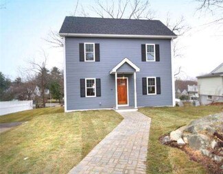 29 Warren Ave, Wakefield, MA 01880