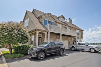 325 Sundown Ct Unit B, Wauconda, IL 60084