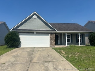 2217 Cliff Swallow Dr, Fayetteville, NC 28306