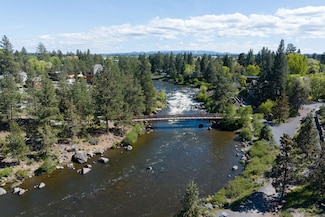 1565 NW Wall St Unit 136-137, Bend, OR 97703