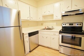 16 Glenwood Ave Unit 9, Norwalk, CT 06854