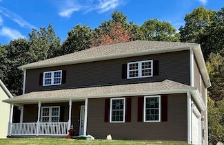 1 Heritage Ln, Monson, MA 01057