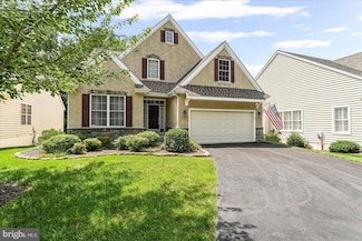 109 Regency Ct, Avondale, PA 19311