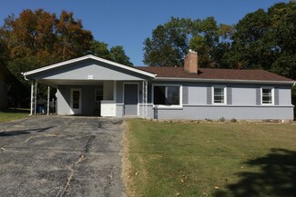 219 Spring St, Forsyth, MO 65653