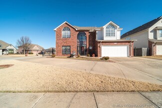 3012 W Madison St, Broken Arrow, OK 74012