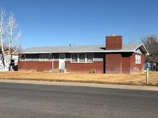 207 S Hickory St, Yuma, CO 80759