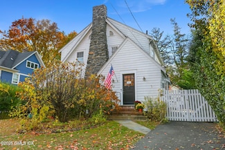 7 Highview Ave, Old Greenwich, CT 06870