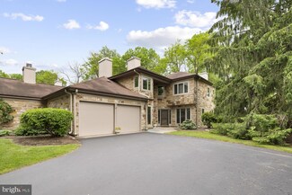 7 Marvin Ct, Lawrence Township, NJ 08648