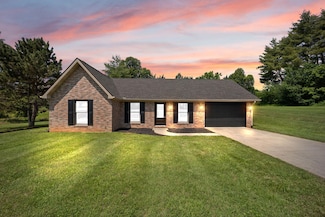 111 Whispering Oaks Dr, Somerset, KY 42503