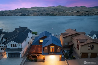 2031 W Terrace Ave, Chelan, WA 98816