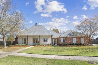 8554 Oakley Dr, Zachary, LA 70791