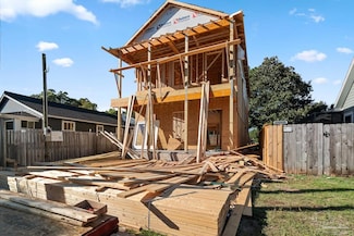 604 W Wright St, Pensacola, FL 32501