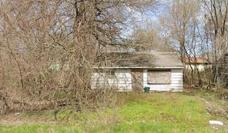 2224 E 20th Ave, Gary, IN 46407