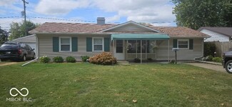 402 Melrose Dr, Whiteland, IN 46184