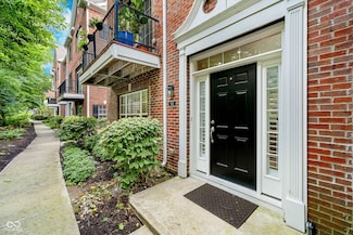 962 3rd Ave NW, Carmel, IN 46032