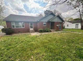 412 W 9th St, Portageville, MO 63873