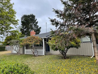 204 Alder St, Brookings, OR 97415