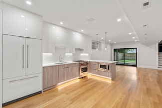 31 Mercer St Unit 1, Boston, MA 02127