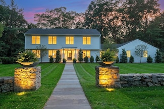 1 Devoe Rd, Armonk, NY 10504