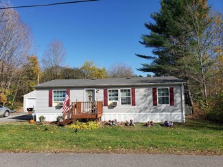 12 Olive St, Skowhegan, ME 04976