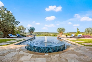 1832 Windy Walk Cove, Spicewood, TX 78669
