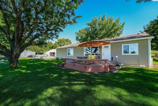 13703 W 351 Prairie NW, Benton City, WA 99320