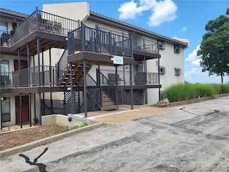 85 Lajolla Dr Unit 3 D/353, Lake Ozark, MO 65049