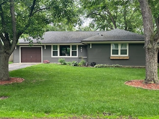 22W441 Arbor Ln, Glen Ellyn, IL 60137