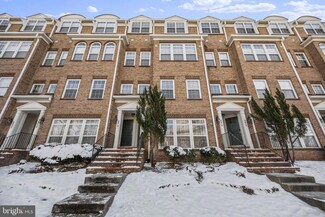 9816 Pickens Place, Manassas Park, VA 20111