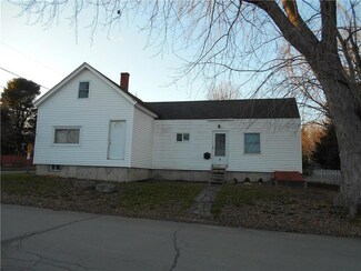 5 Broadway, Orono, ME 04473