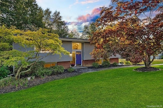 2607 Broadview Dr, Yorktown Heights, NY 10598