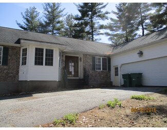 104 Whitins Rd, Sutton, MA 01590