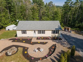 50 Ridge Berry Ln, Center Harbor, NH 03226