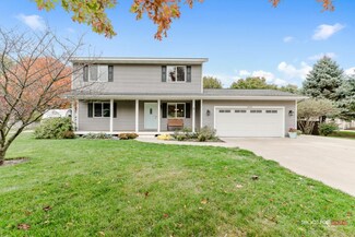 16450 Brown Ln, Spring Lake, MI 49456