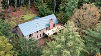 88 Angell Trail, Hartford, VT 05001