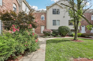 306 Holly Dr Unit 306, Perth Amboy, NJ 08861