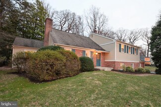 320 Devonshire Rd, Devon, PA 19333