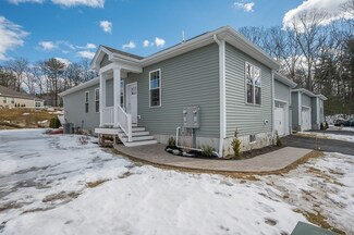 8 Harvey Spaulding St Unit 27, Uxbridge, MA 01569