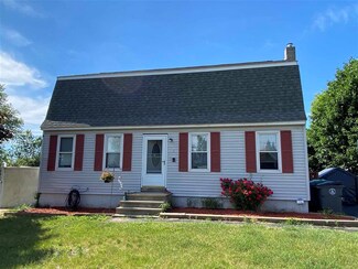 4 Donna Dr, Pembroke, NH 03275