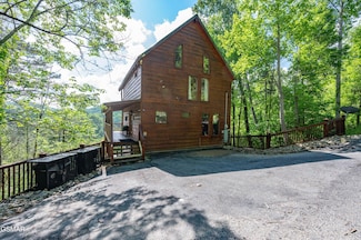 2644 Sunset Rd, Sevierville, TN 37862