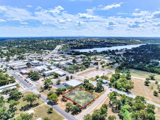 307 Avenue K, Marble Falls, TX 78654