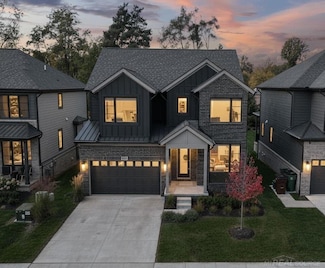 54815 Camden Ct, Shelby Township, MI 48316