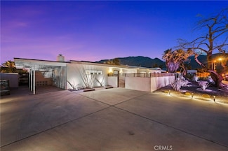 1055 E Racquet Club Rd, Palm Springs, CA 92262